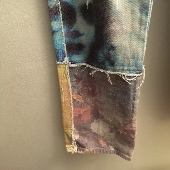 Jaded London Boyfriend fit New York CITY Liberty Patchwork fringe jeans SIZE W28 - Picture 4 of 11